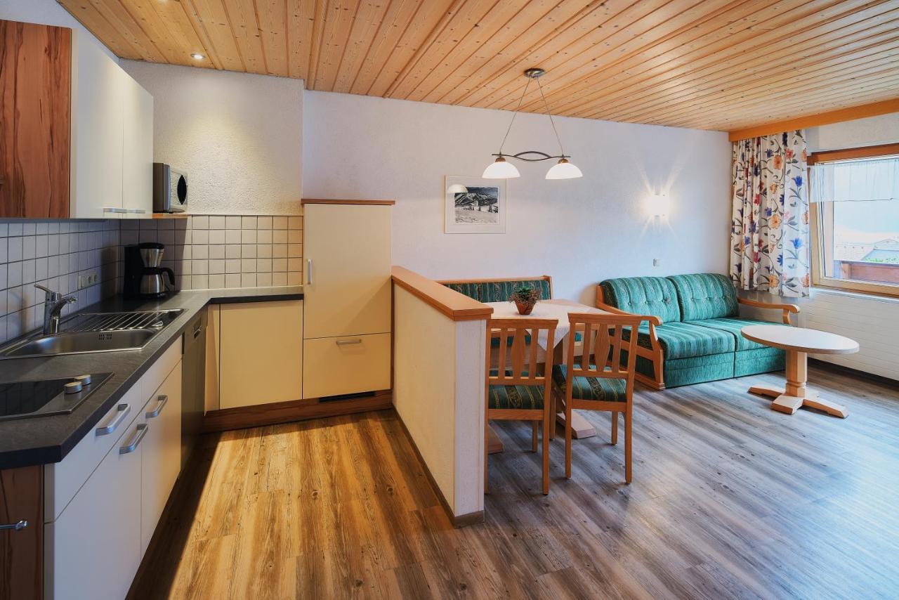 Appartement Haus Zitt à Grän Extérieur photo