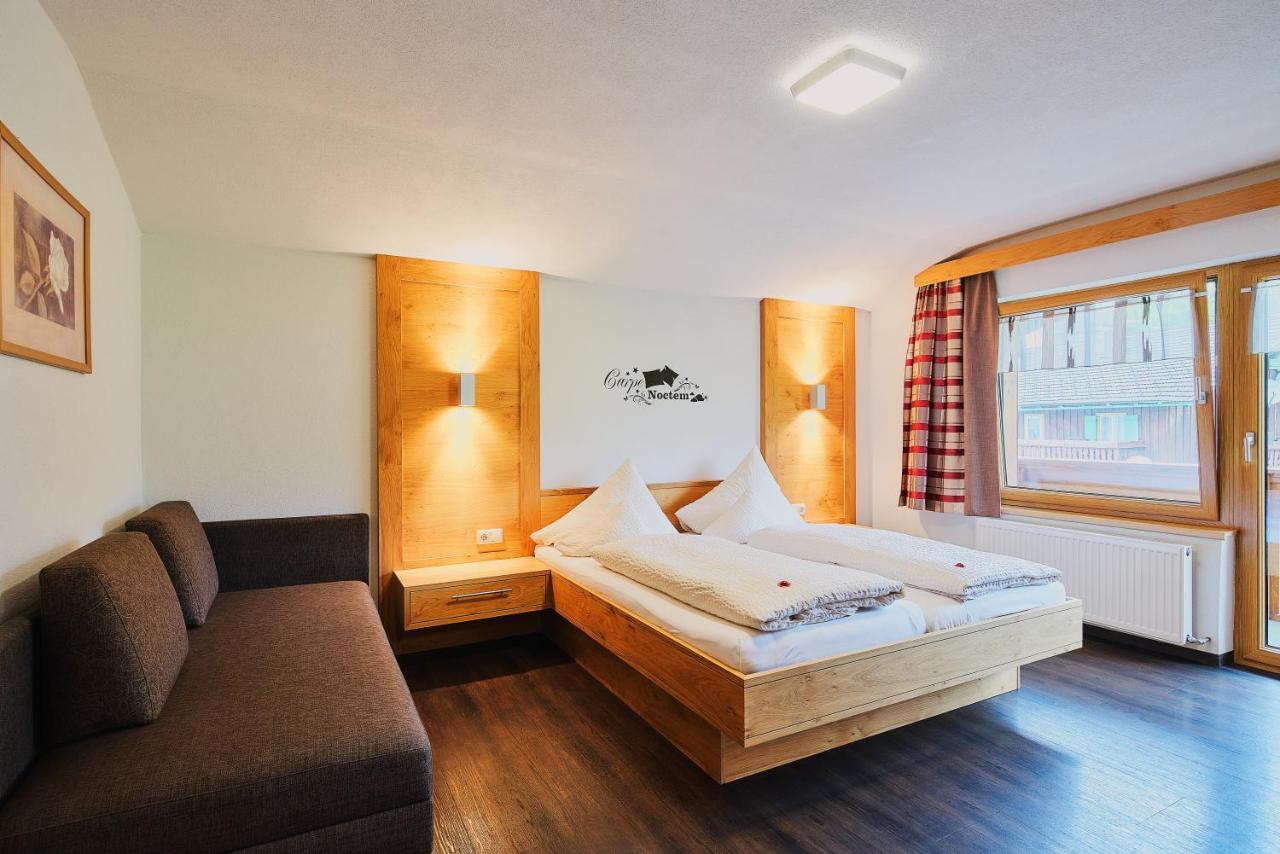 Appartement Haus Zitt à Grän Extérieur photo