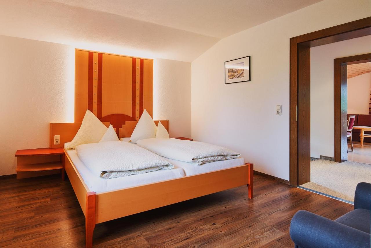 Appartement Haus Zitt à Grän Extérieur photo