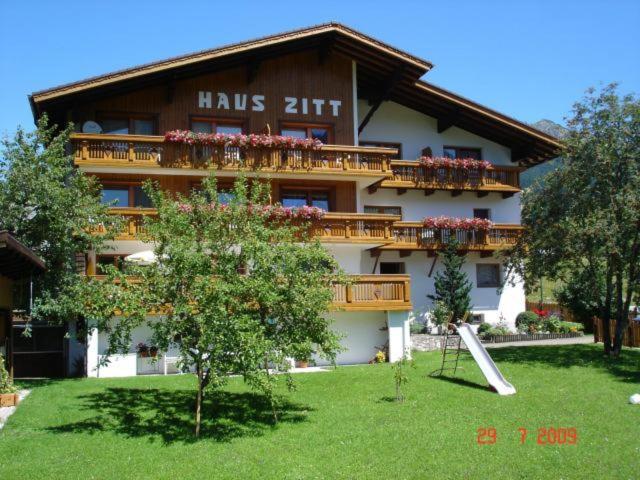 Appartement Haus Zitt à Grän Extérieur photo
